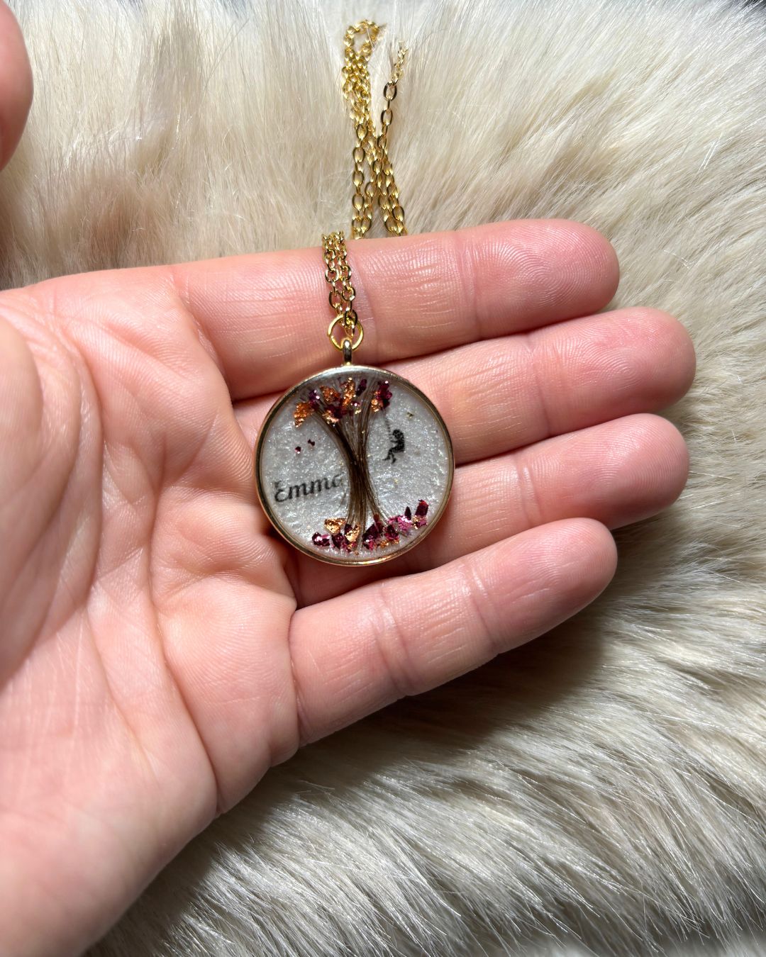 Collier Léa - médaillon avec méche de cheveux