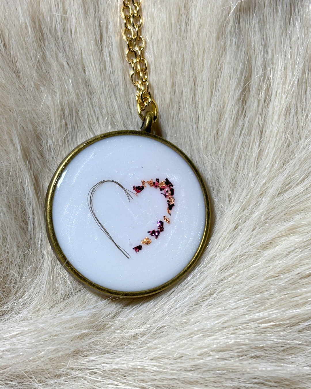 Collier Sasha avec méche de cheveux