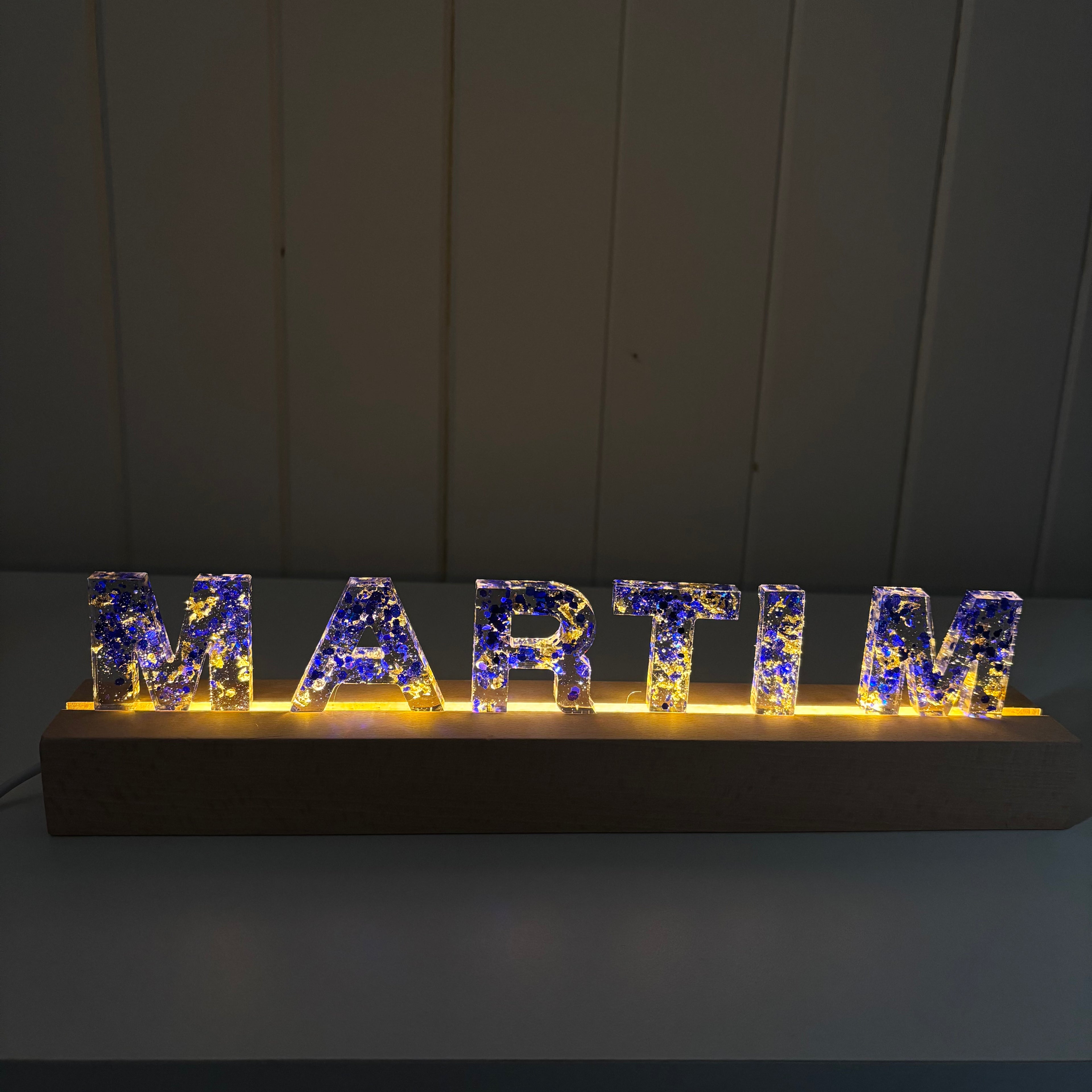Personalized Nightlight in Resin and Natural Wood